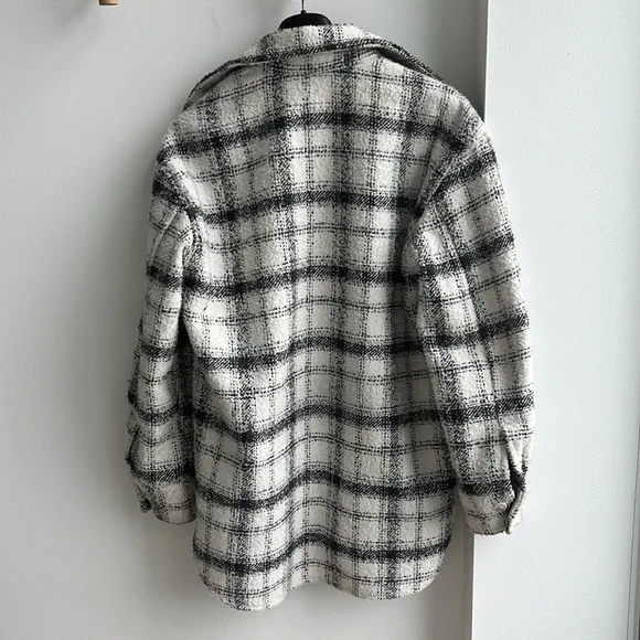 H&M shacket - Picture 2 of 4